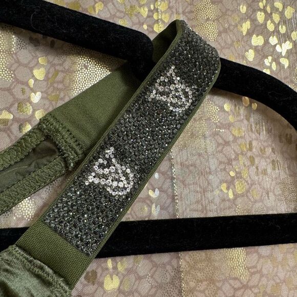 Victorias Secret Woodland Green Very Sexy Rhinestone Strap Thong L NWT - Picture 3 of 7